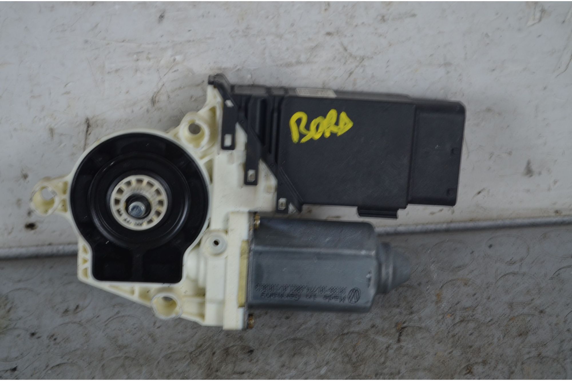 Motorino Alzacristalli Anteriore Dx Volkswagen Bora dal 1998 al 2005 Cod 1J1959802D  1732528069977