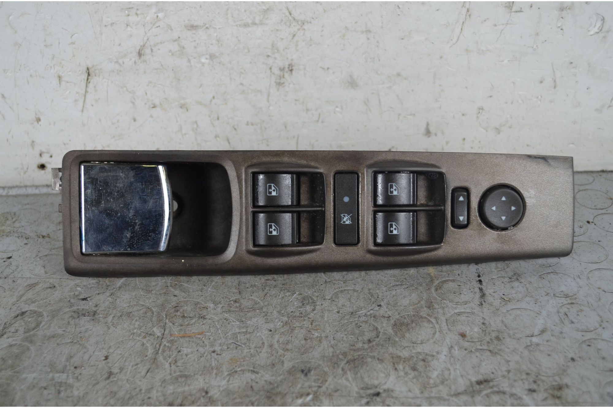 Maniglia Interna e Alzacristalli Anteriore Sx Lancia Musa dal 2004 al 2012 Cod 735386296  1732706426998