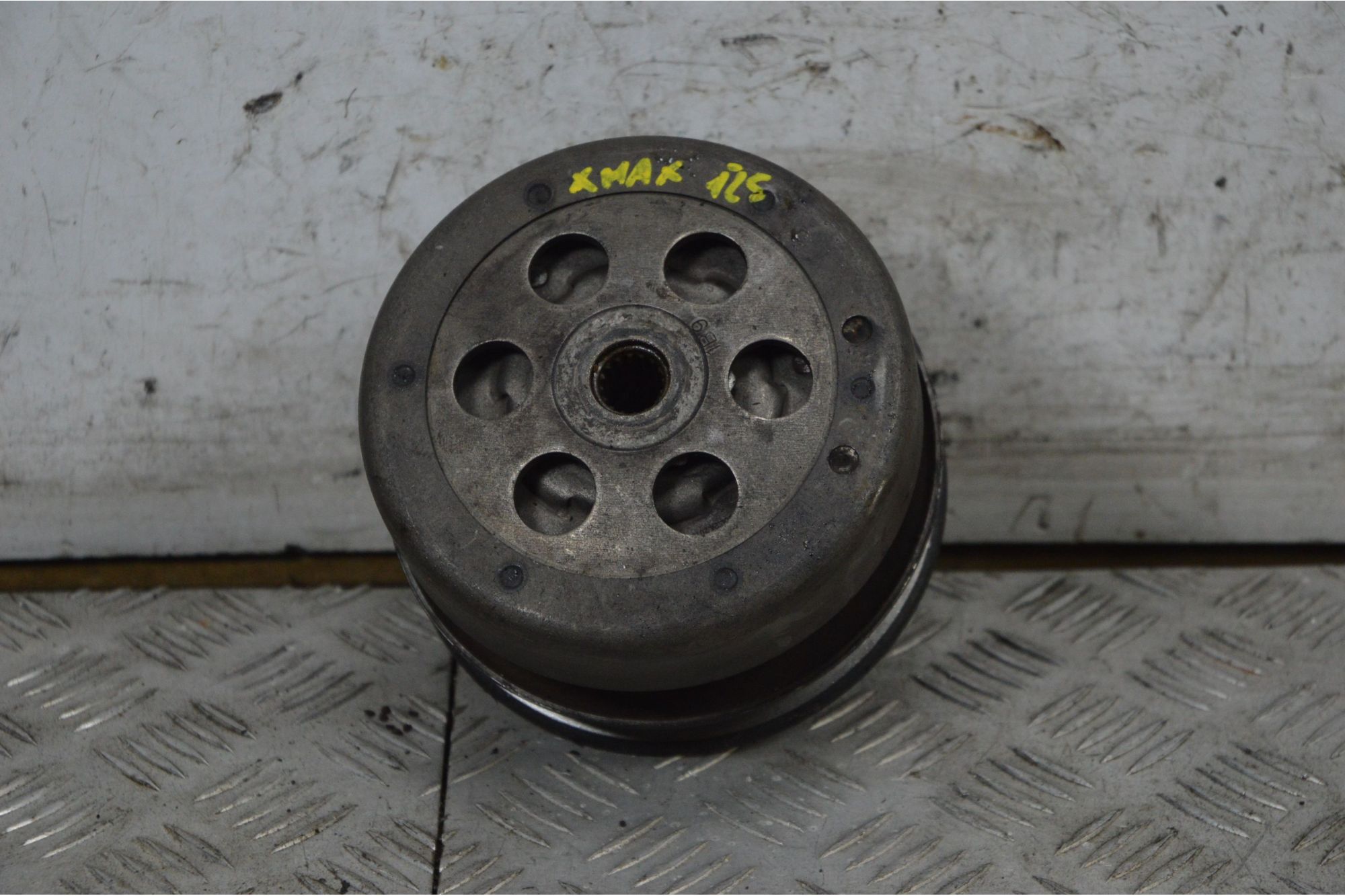 Campana Frizione Yamaha Xmax X-max 125 dal 2005 al 2009  1732791811266