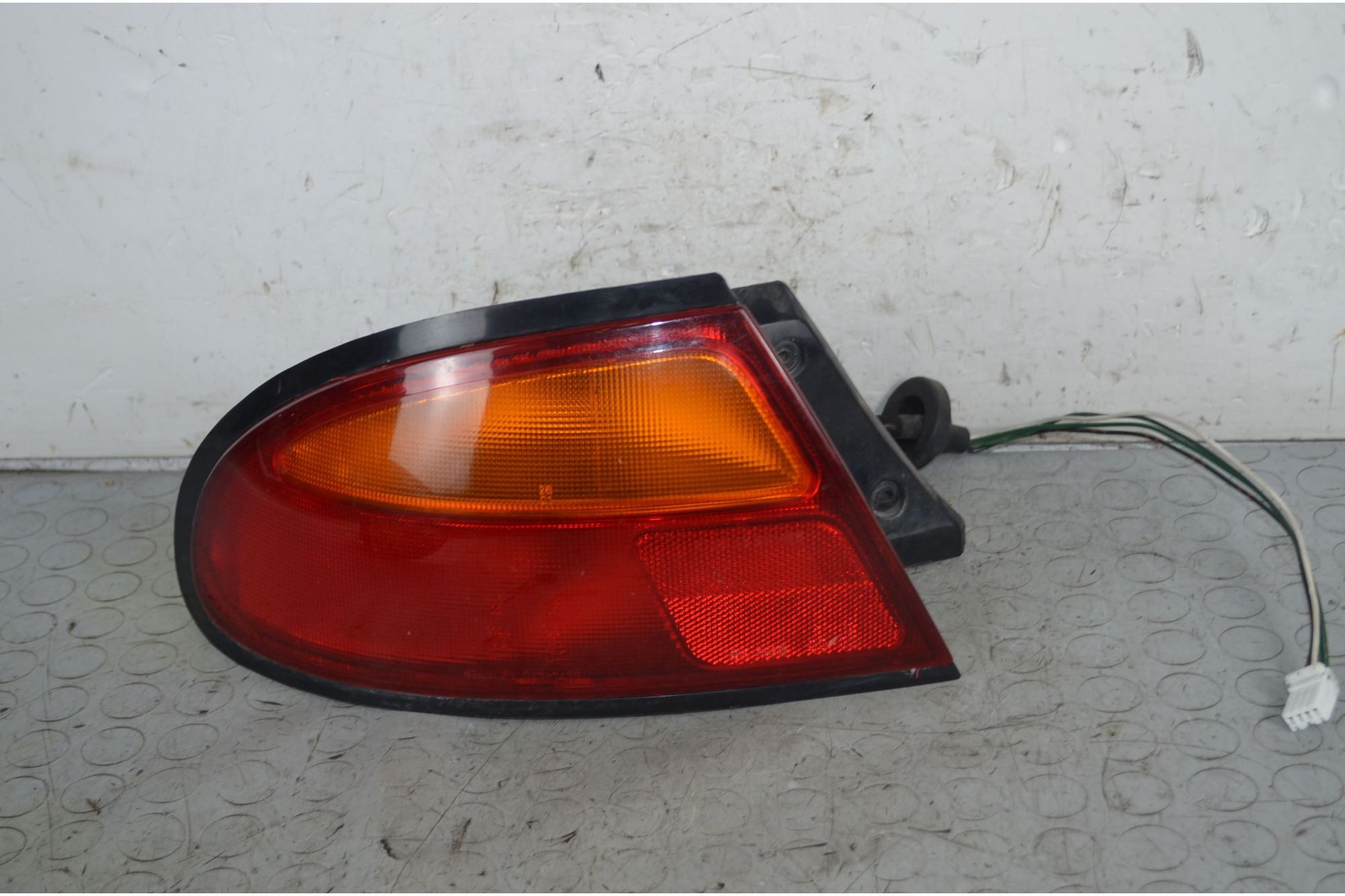 Fanale Stop Posteriore SX Mazda 323F Dal 1993 al 1999 Cod 8FBP51160  1732791852559