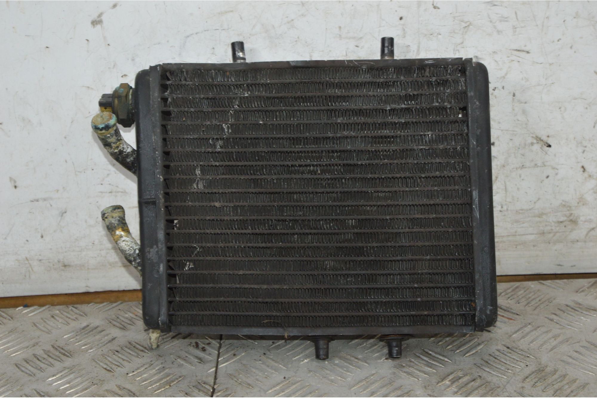 Radiatore Aprilia Leonardo 150 Dal 1996 al 2002  1732793846891