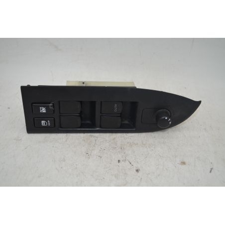 Pulsantiera alzacristalli anteriore SX Suzuki SX 4 Dal 2006 al 2015 Cod 64J203239T  1732879176485