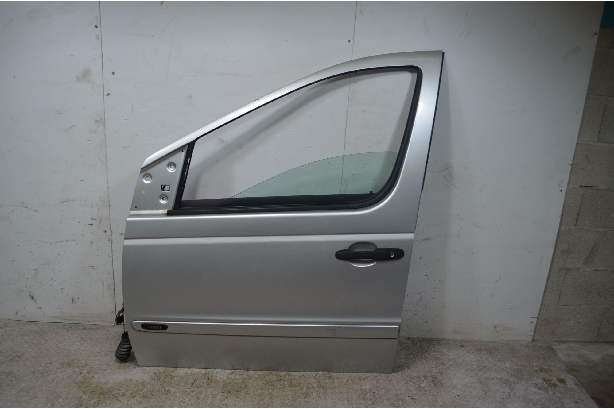 Portiera Sportello Anteriore SX Mercedes Vaneo Dal 2001 al 2005 Cod A4147200005  1732880950050