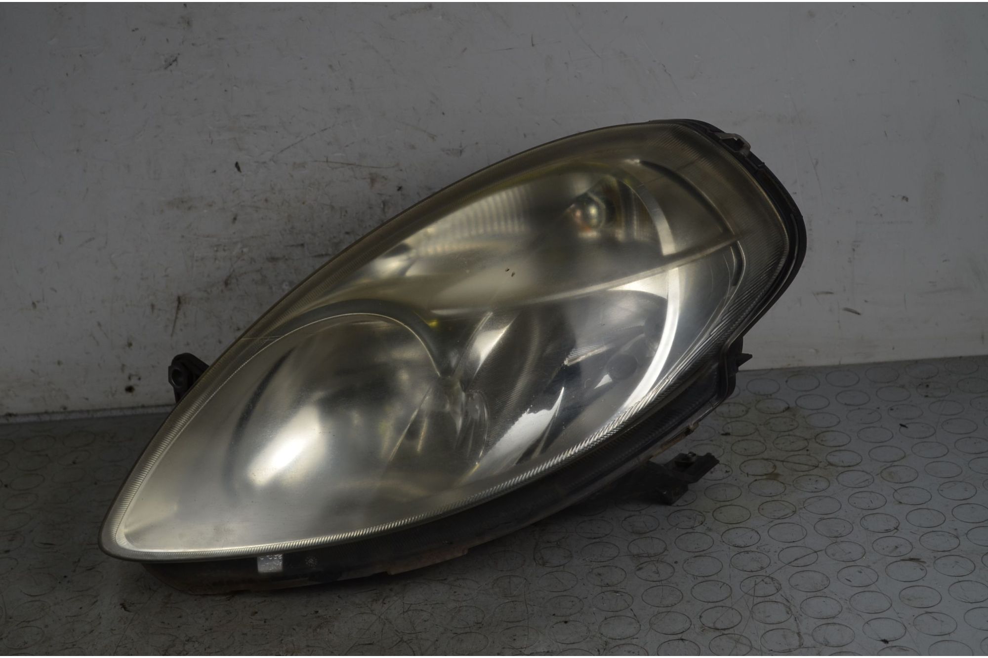 Faro Anteriore SX Lancia Musa Dal 2004 al 2012 Cod 51776513  1732961394711