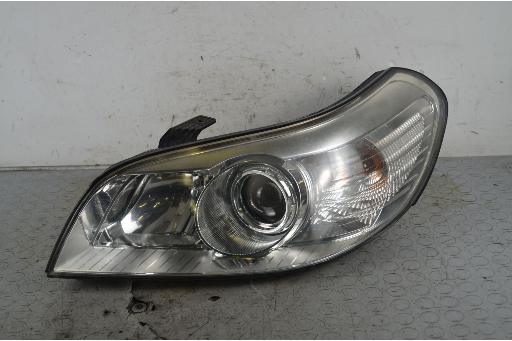 Faro Anteriore SX Chevrolet Epica Dal 2006 al 2010 Cod 96644843  1733139408483