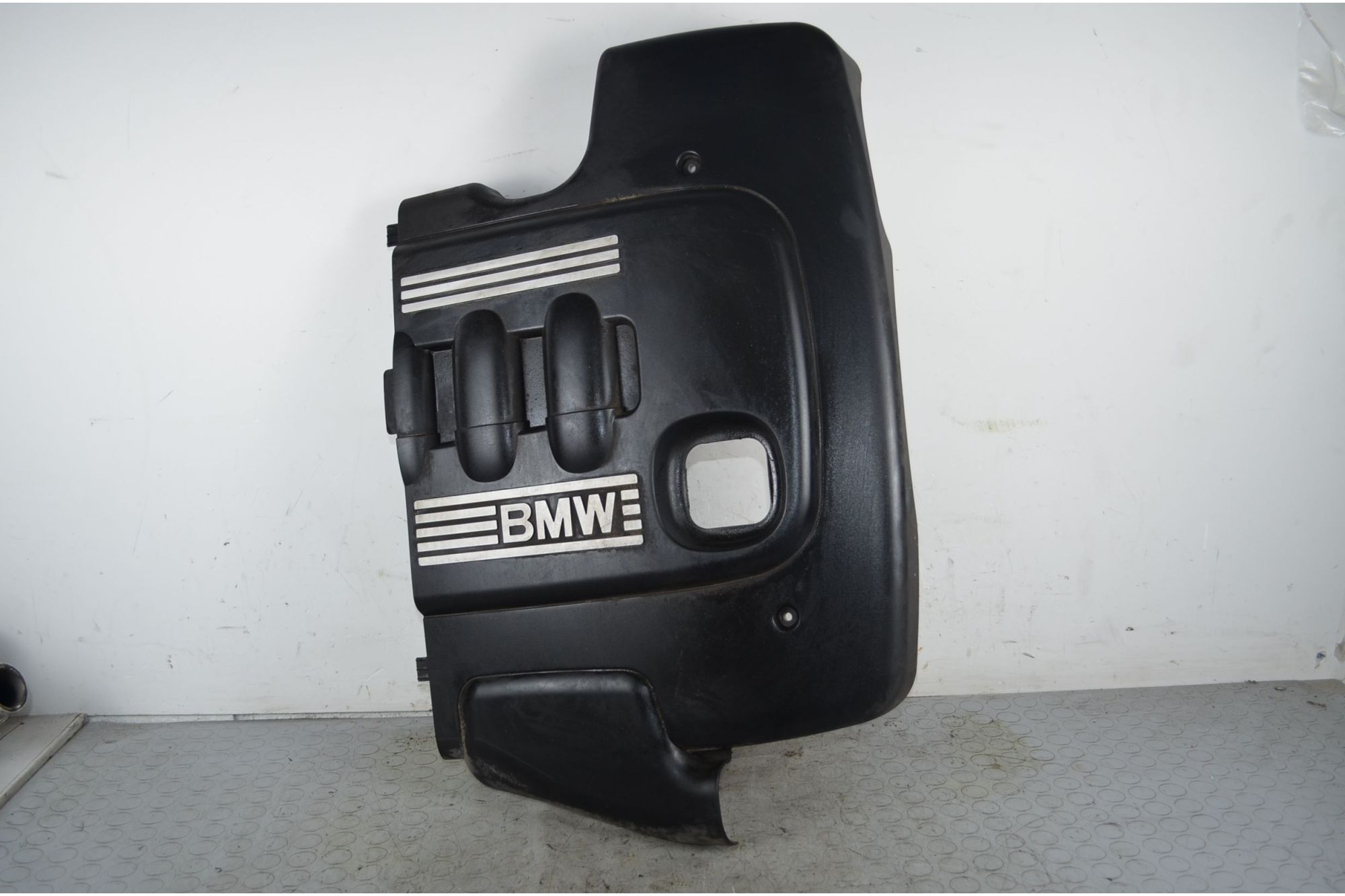 Coperchio Motore BMW Serie 1 E87 dal 2004 al 2013 Cod 1147789006  1733392505844