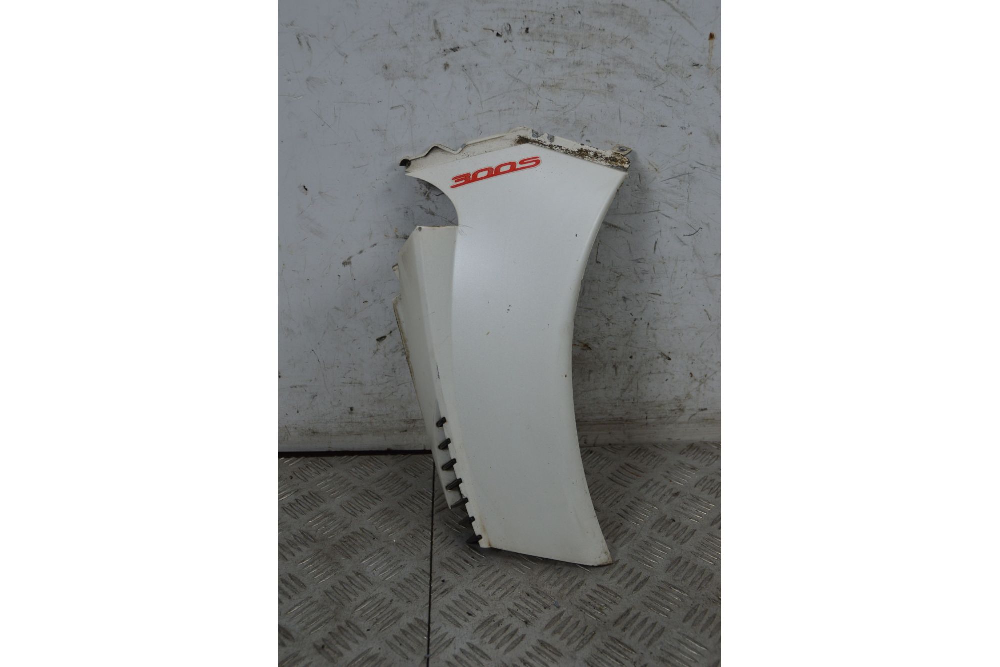 Carena Fianchetto Scudo Destro Anteriore Aprilia Scarabeo Special 300 Dal 2009 Al 2013  1733393146756