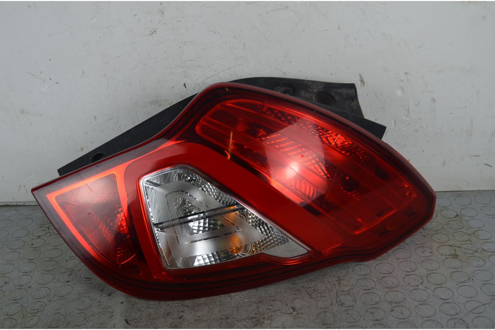 Fanale Stop Posteriore DX Ssangyong Korando dal 2010 al 2019  1733395540569