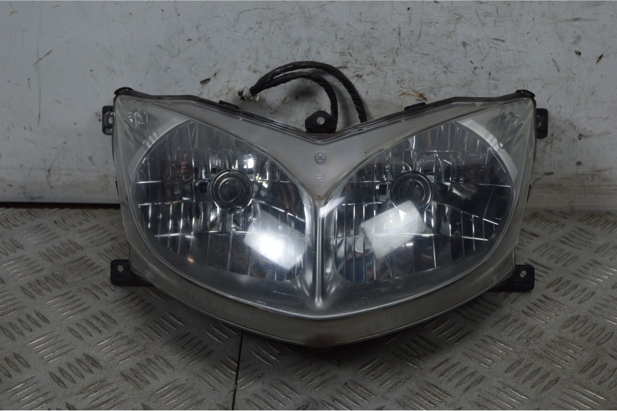 Faro Fanale Anteriore Yamaha Majesty 400 dal 2004 al 2008  1733408346171
