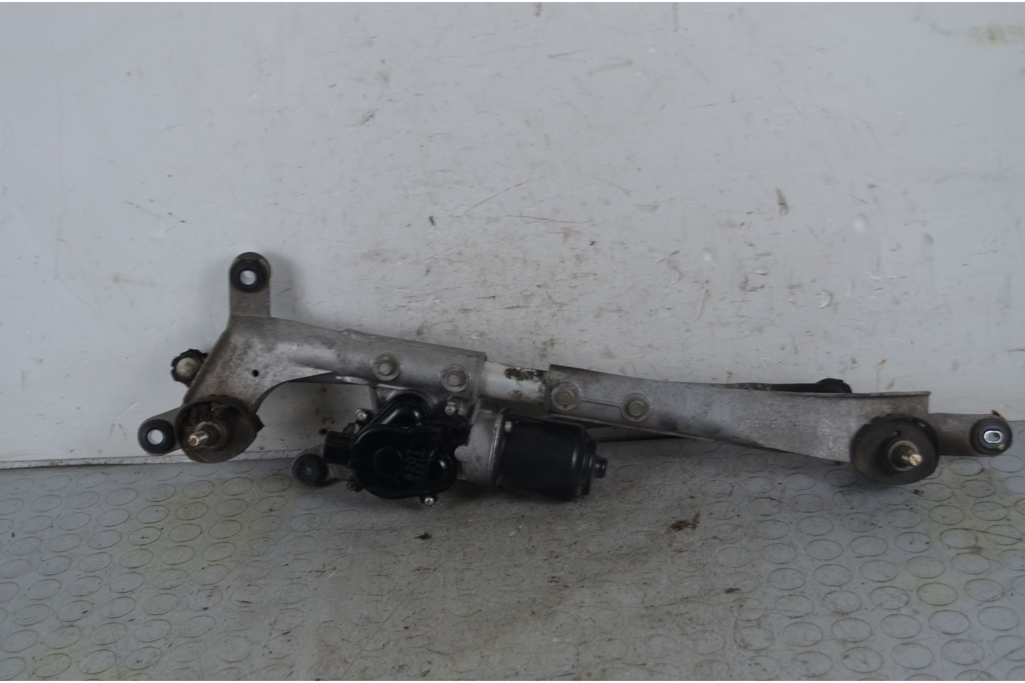 Motorino tergicristallo anteriore Subaru Legacy Dal 2003 al 2009 Cod 820732214  1733415634070