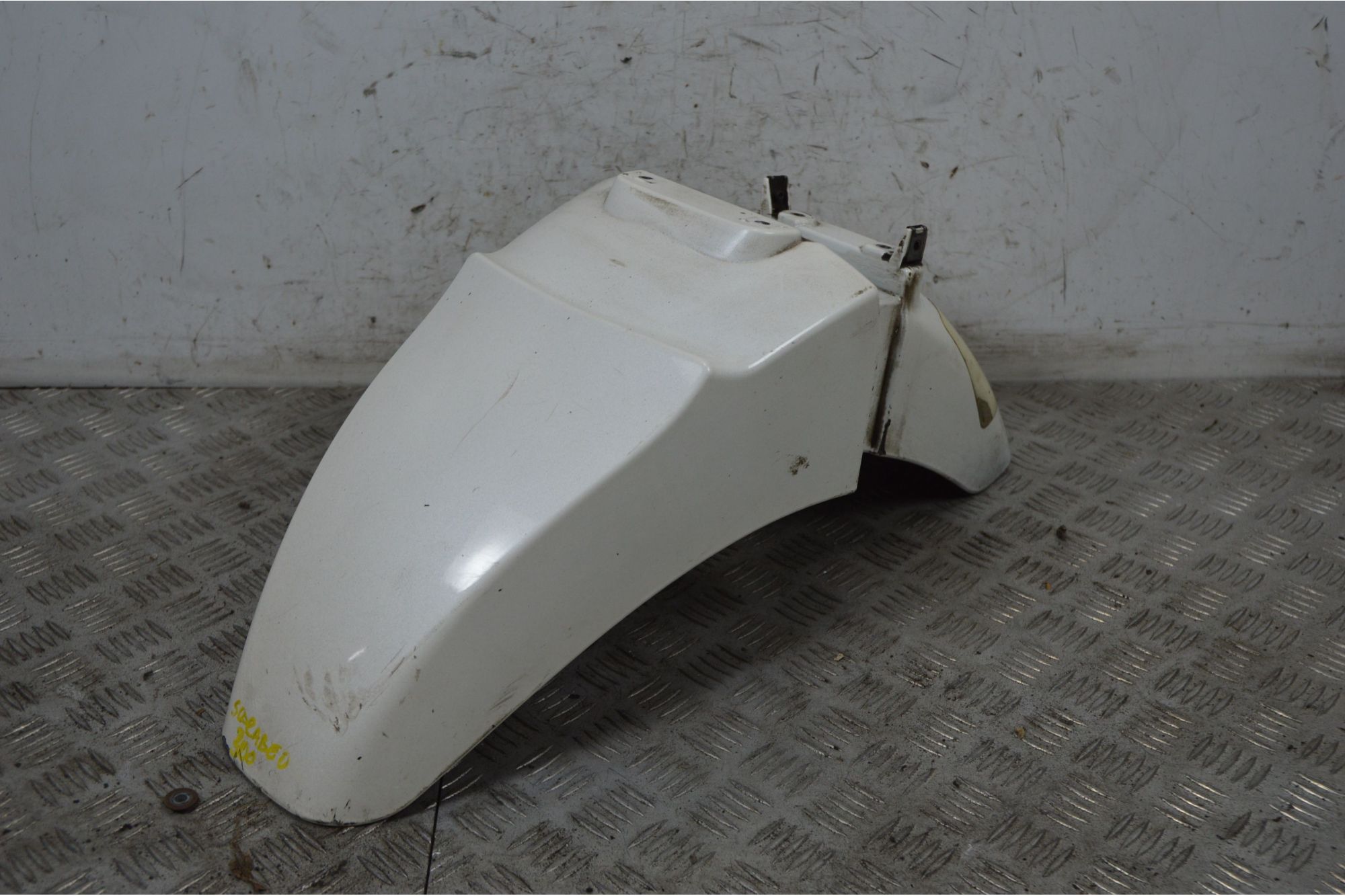 Carena Parafango Anteriore Aprilia Scarabeo 300 Special Dal 2009 al 2013  1733740344743