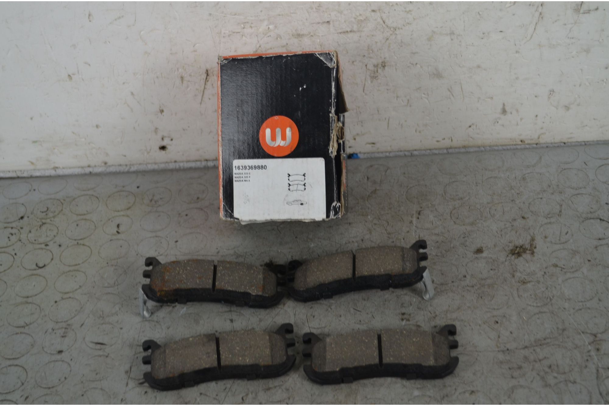 Kit pastiglie freni posteriori Mazda 323 Dal 1992 al 2003 Cod 1639369880  1733818754405