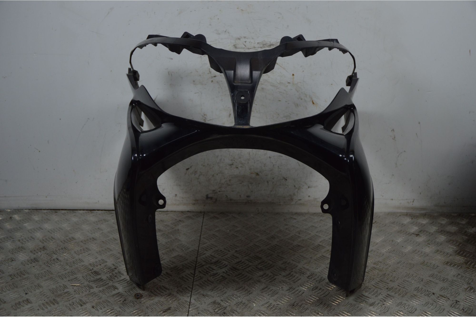 Carena Scudo Anteriore Suzuki Burgman 400 K7 dal 2007 al 2013  1733822452588