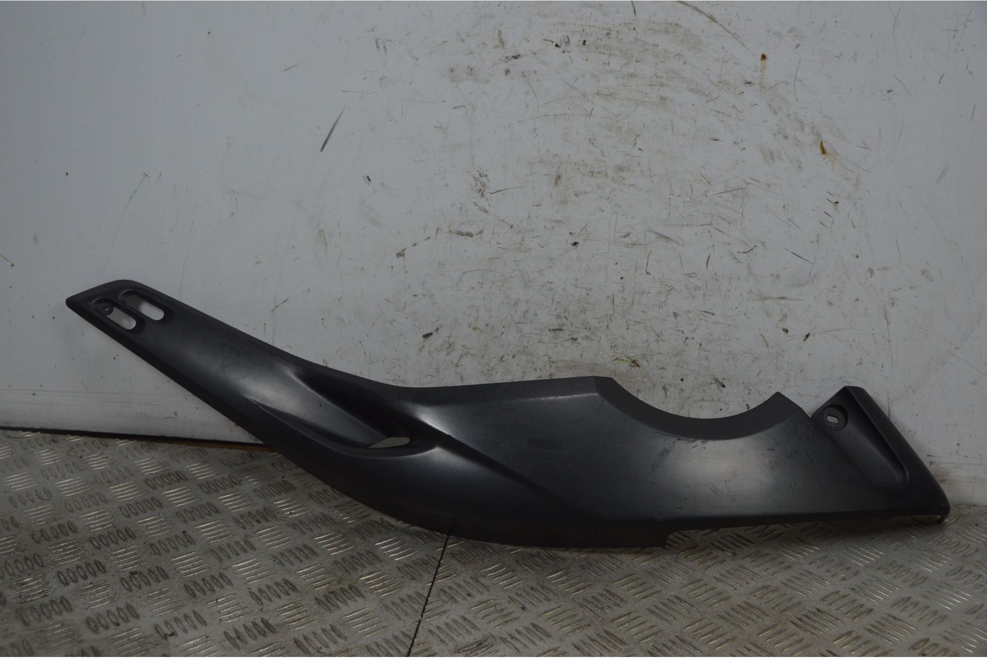 Carena Fianchetto Centrale Laterale Sinistro Yamaha T-max Tmax 500 Dal 2001 al 2007  1733829753992