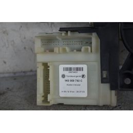 Motorino alzacristallo anteriore DX Volkswagen Touran Dal 2003 al 2010 Cod 1K0959792C  1733844169013