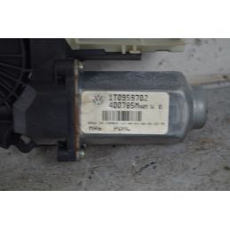Motorino alzacristallo anteriore DX Volkswagen Touran Dal 2003 al 2010 Cod 1K0959792C  1733844169013