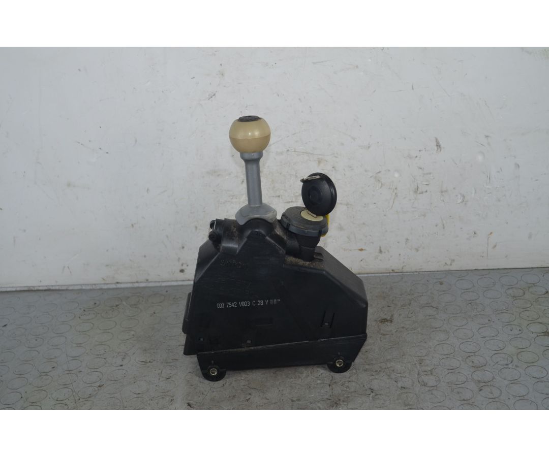 Leva Del Cambio Smart ForTwo W450 Dal 1998 al 2007 Cod 0007542V003 1733991878097 Leva Del Cambio Smart ForTwo W450 Dal 1998 al 2007 Cod 0007542V003 1733991878097