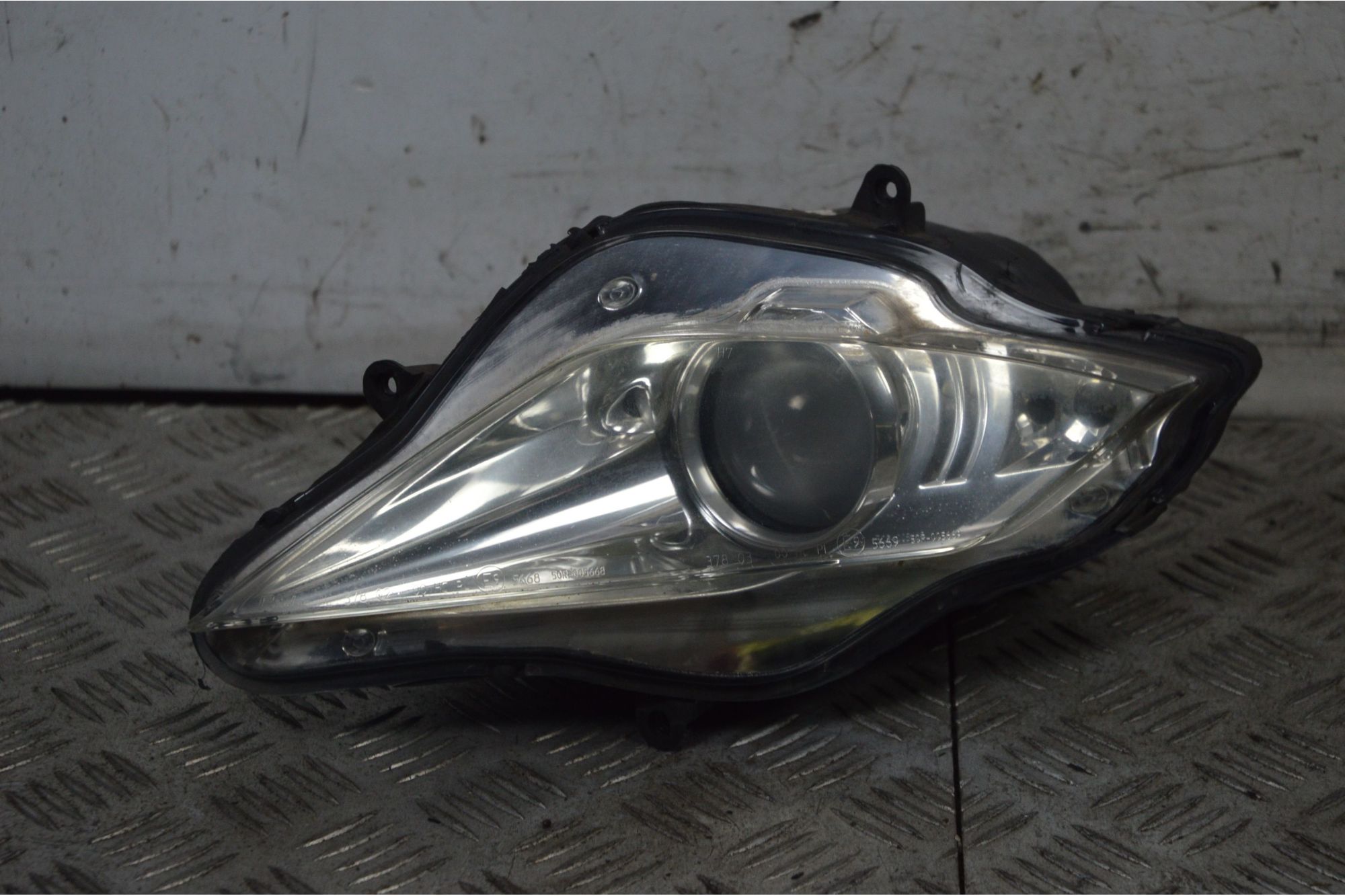 Faro Fanale Anteriore Sinistro Peugeot Geopolis 125 / 250 dal 2005 al 2012  1733995741403