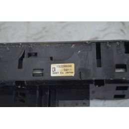 Pulsantiera Alzacristalli Anteriore SX Opel Astra H TwinTop Dal 2004 al 2011 Cod 13228698  1734163192089