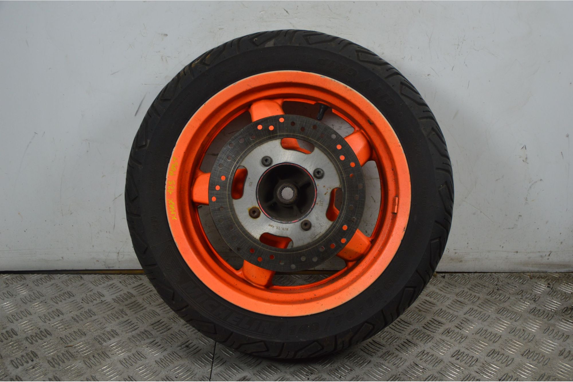 Cerchio posteriore Yamaha Xmax X-max 250 dal 2005 al 2009  1734341130704