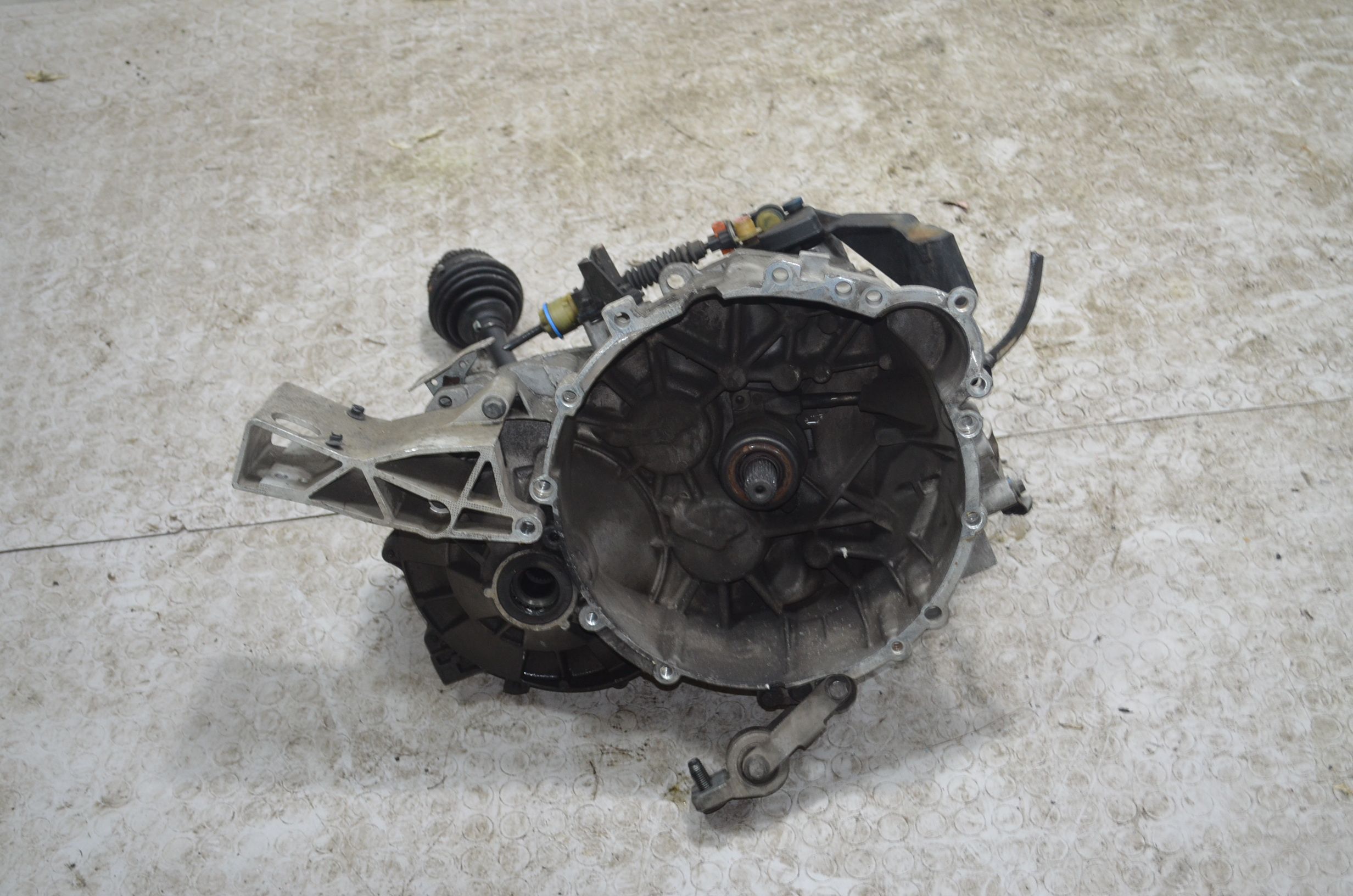 Cambio manuale Volvo S60 Dal 2000 al 2009 Cod 456R7002HB