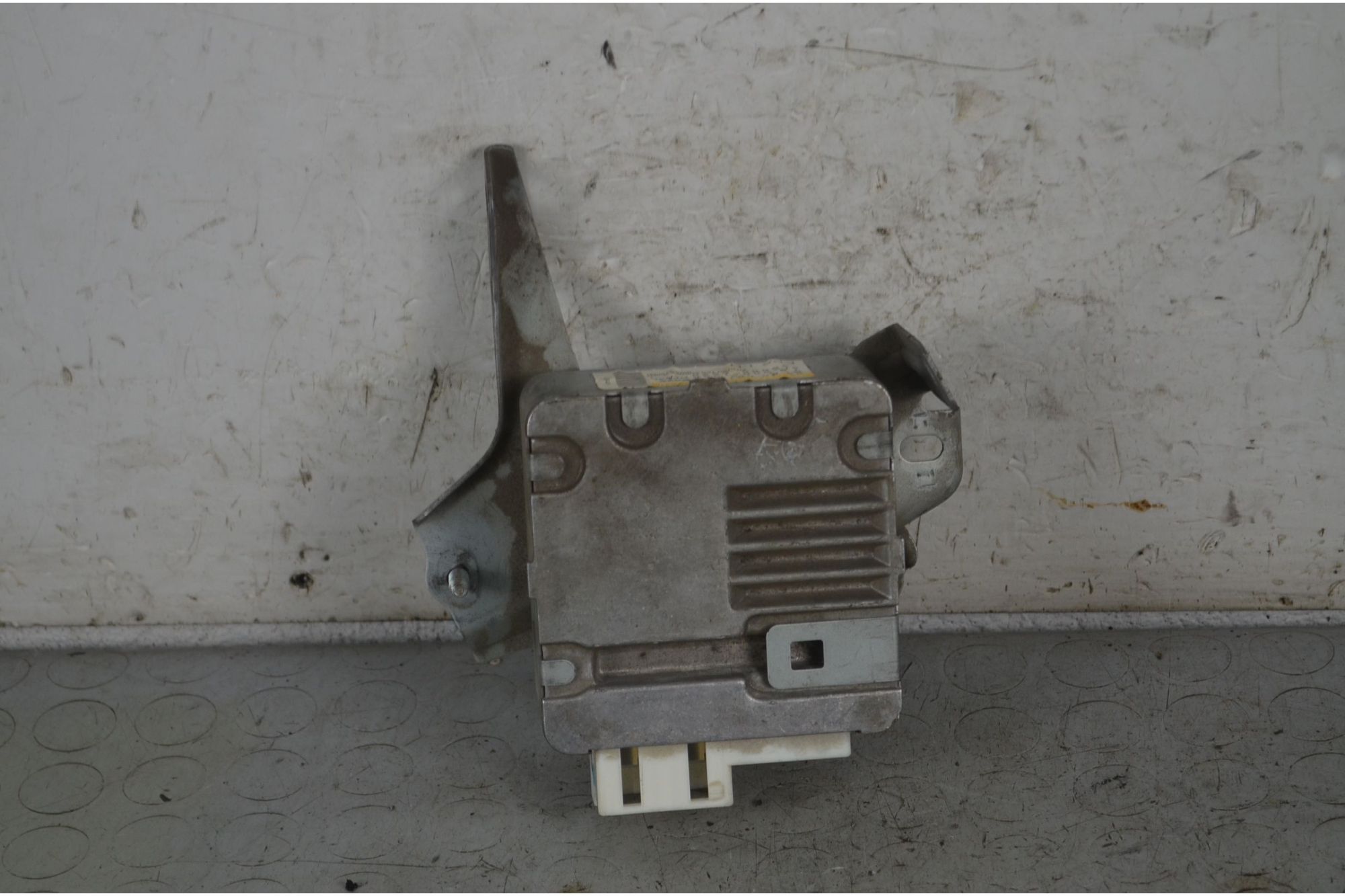 Centralina Servosterzo Toyota Yaris Dal 2005 al 2011 Cod 89650-0D110  1734421147875