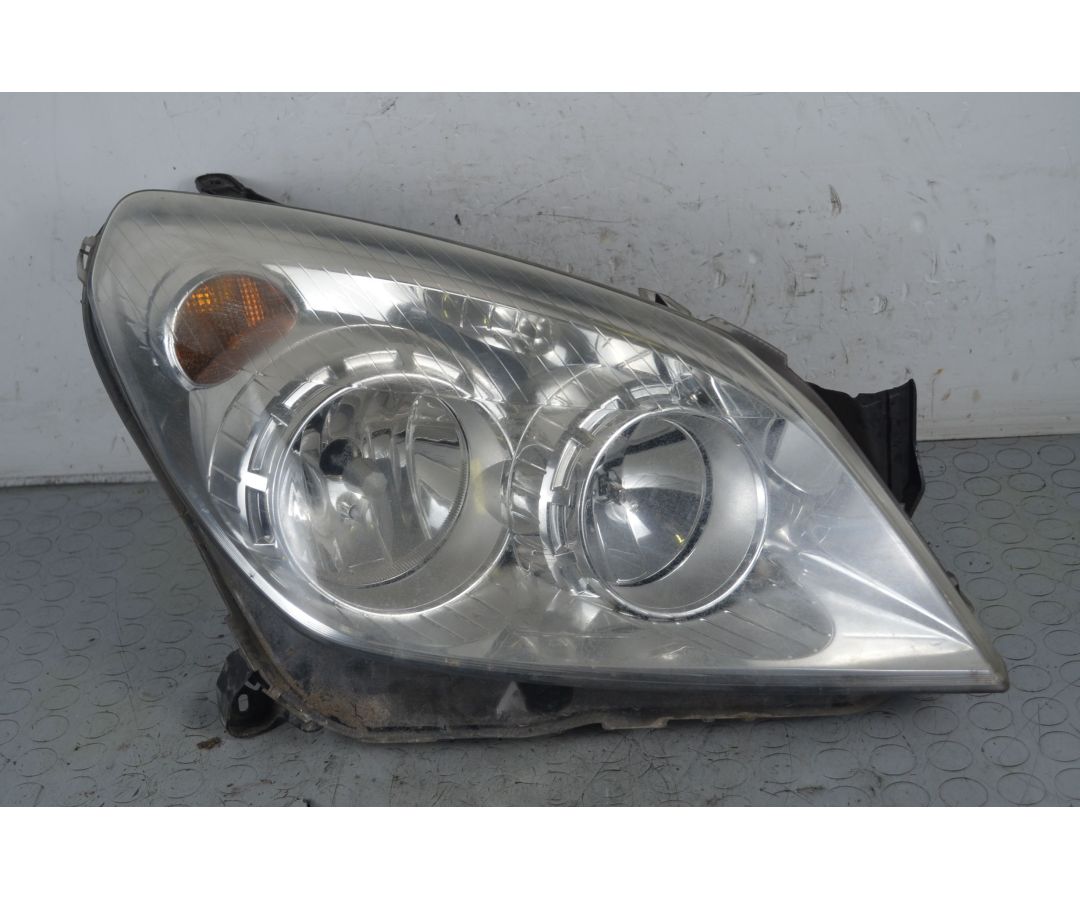 Faro Anteriore DX Opel Astra H TwinTop Dal 2004 al 2011 Cod 93178636 1734428872442 Faro Anteriore DX Opel Astra H TwinTop Dal 2004 al 2011 Cod 93178636 1734428872442