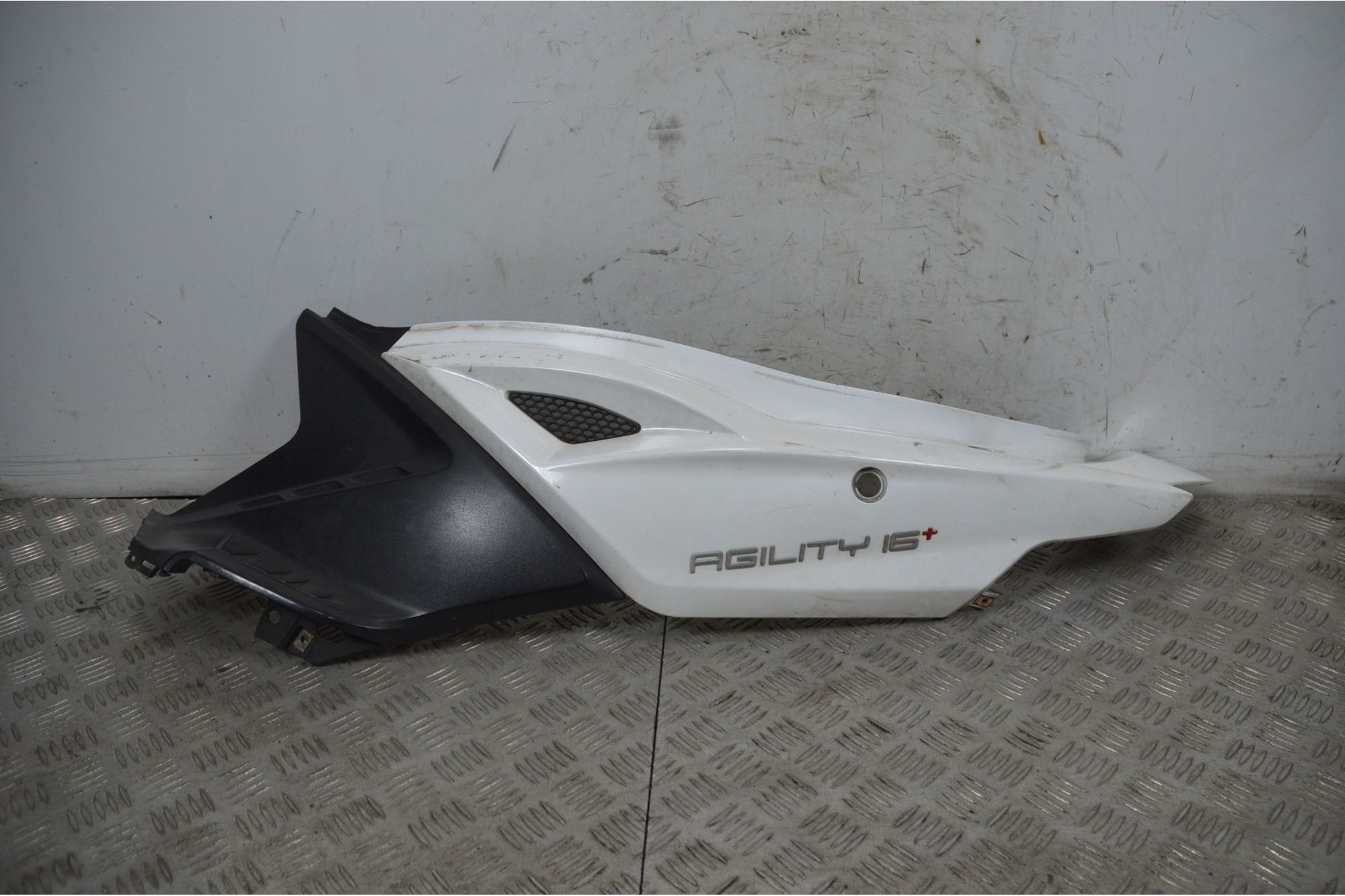 Carena Fianchetto Sinistro Sx Kymco Agility R16 Plus 150 dal 2015 in poi  1734430702638