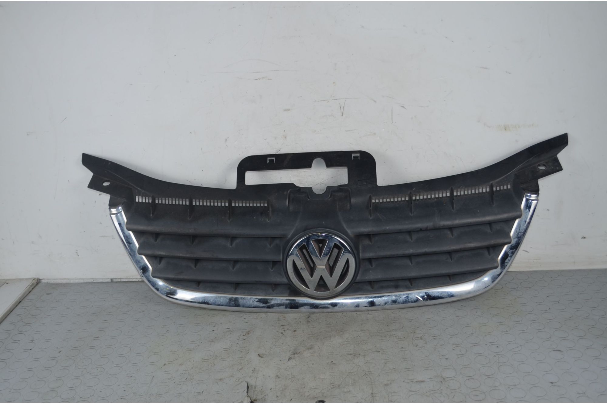 Griglia Anteriore Volkswagen Touran  Dal 2003 al 2010 Cod 1T0853651BHPWF  1734434532552