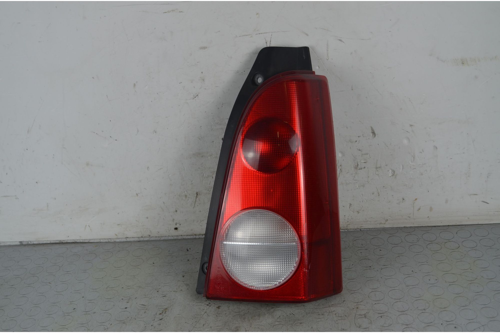 Fanale Stop Posteriore DX Opel Agila A Dal 2000 al 2007 Cod 9209545  1734435458097