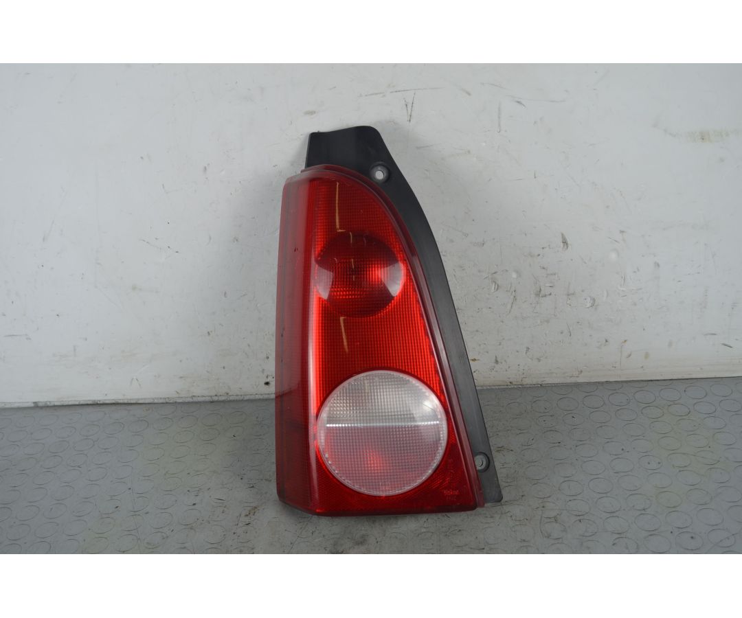 Fanale Stop Posteriore SX Opel Agila A Dal 2000 al 2007 Cod 9209548 1734435869367 Fanale Stop Posteriore SX Opel Agila A Dal 2000 al 2007 Cod 9209548 1734435869367