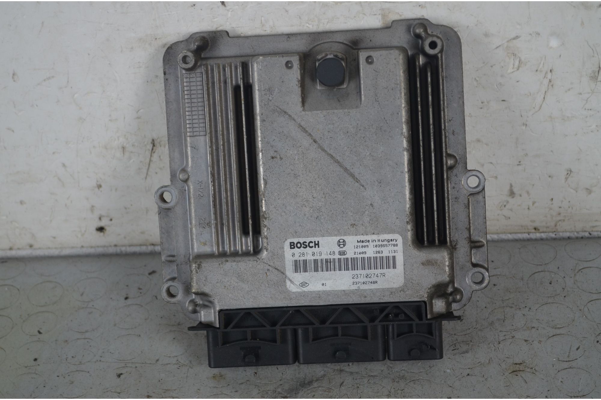Centralina ECU Renault Clio IV Dal 2012 al 2019 Cod 0281019148  1734511739768