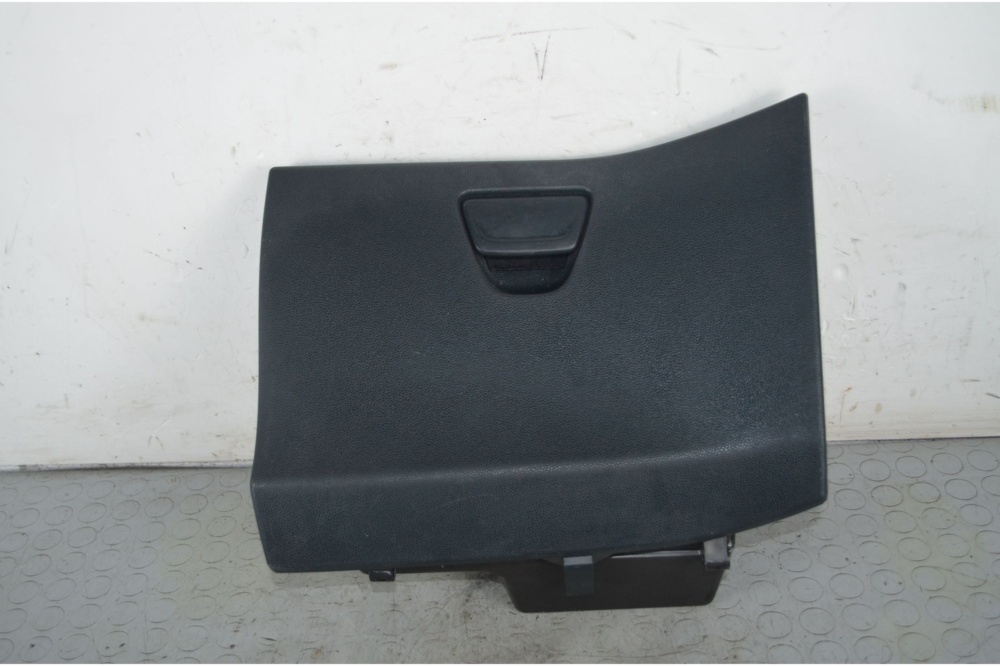 Vano Portaoggetti Ford Fiesta VI Dal 2008 al 2017 Cod 8A61-A06010  1734513945082