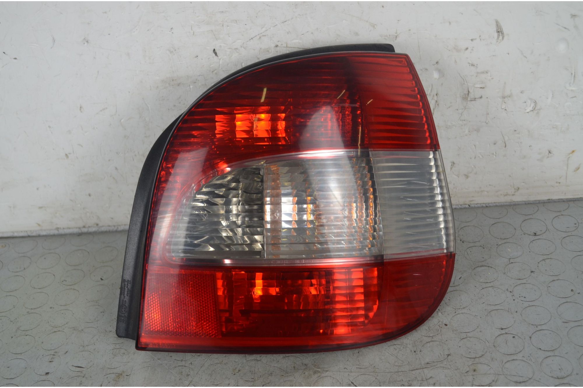 Fanale Stop Posteriore DX Renault Scenic  Dal 1999 al 2003 Cod 7700428055  1734521686779
