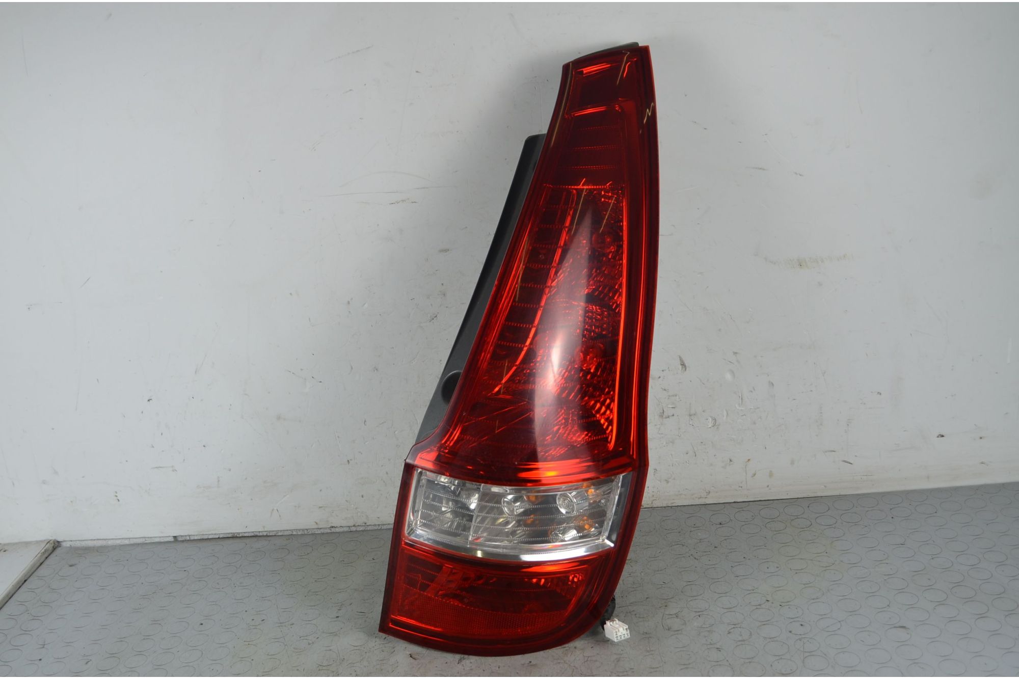 Fanale Stop Posteriore DX Hyundai I30 SW Dal 2007 al 2012 Cod 924022L110  1734595584797