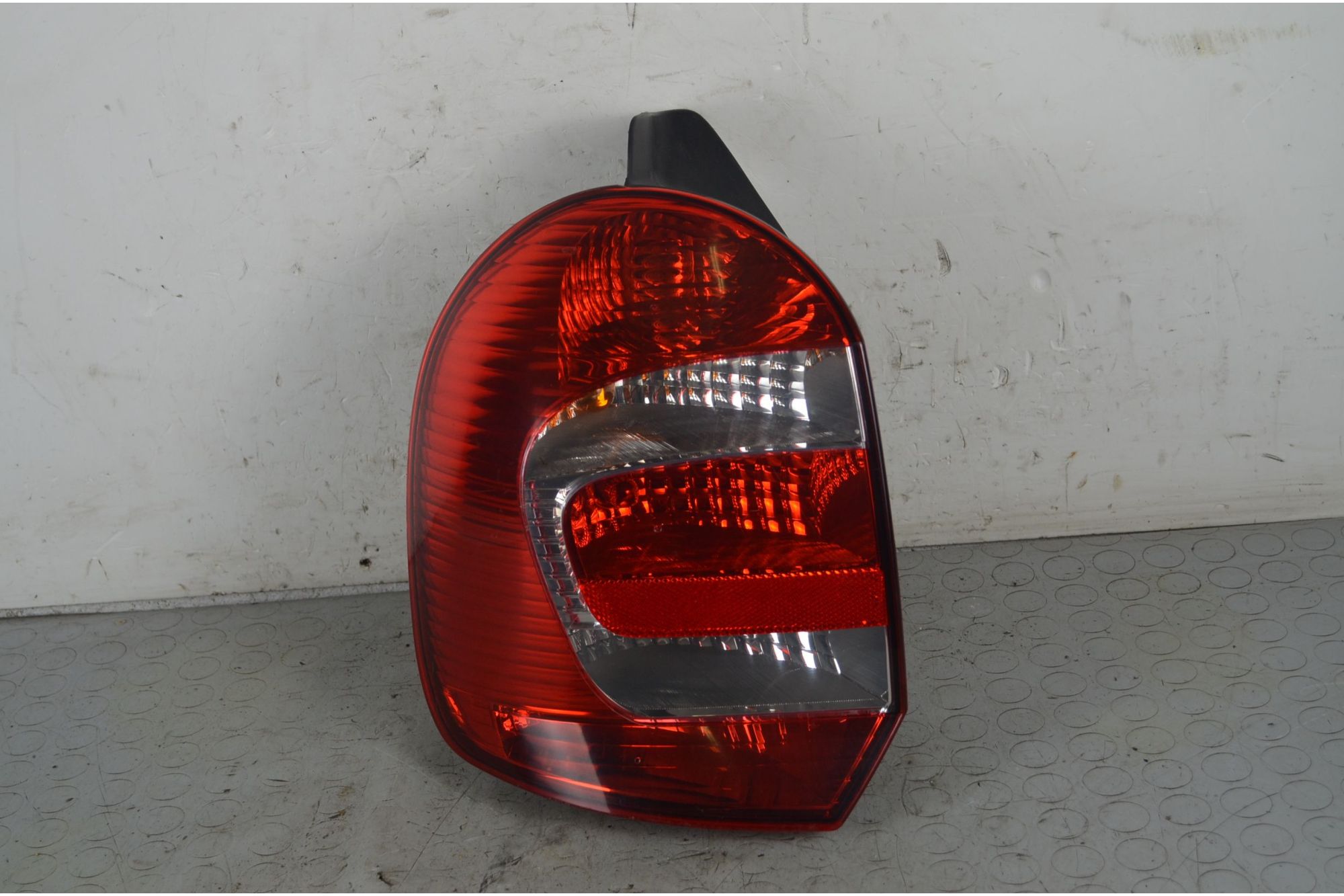 Fanale Stop Posteriore SX Renault Modus Dal 2004 al 2013 Cod 8200658411  1734597618216