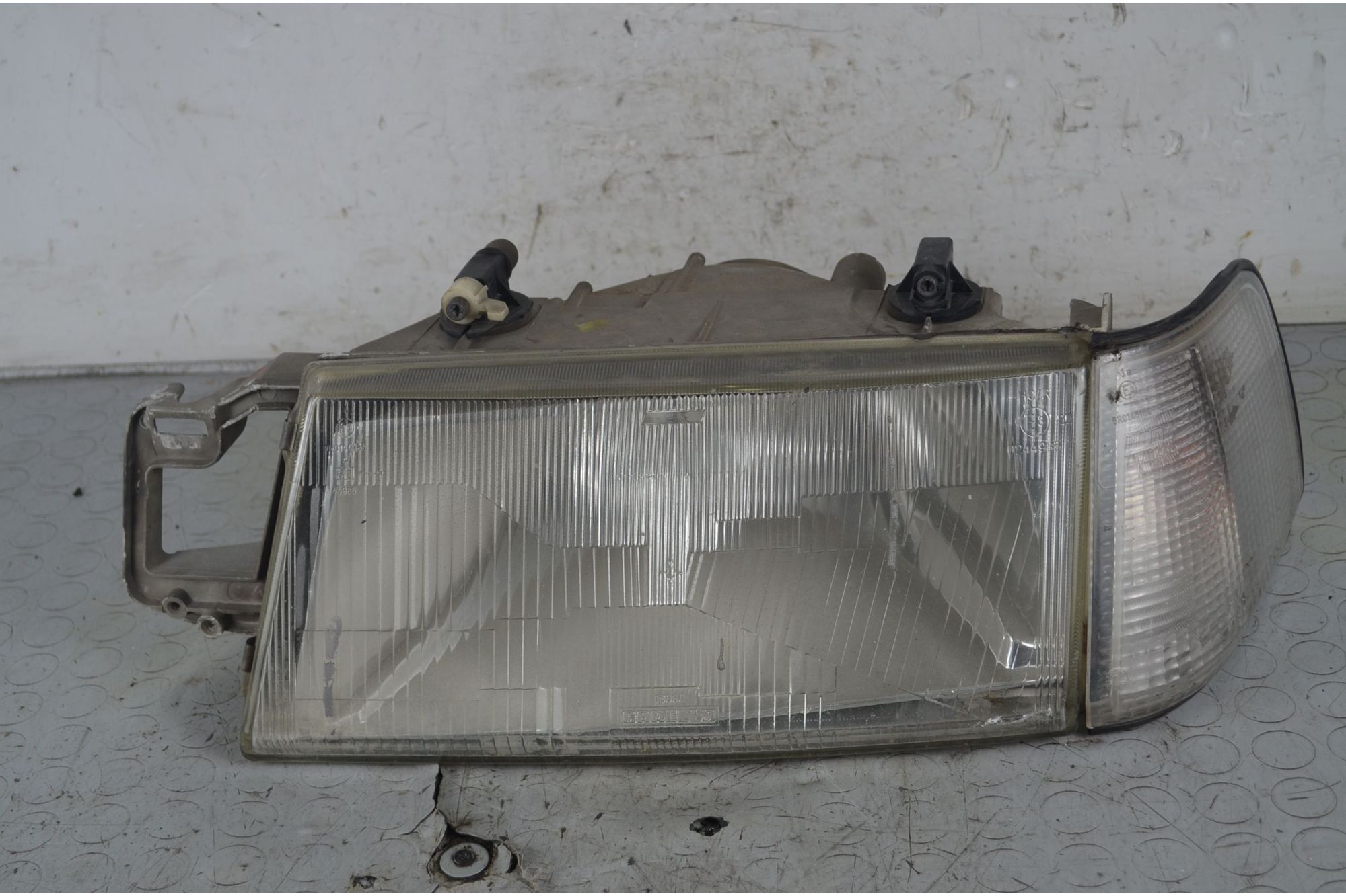 Faro fanale anteriore SX Fiat Tempra Dal 1993 al 1997 Cod 7678224  1734607272025