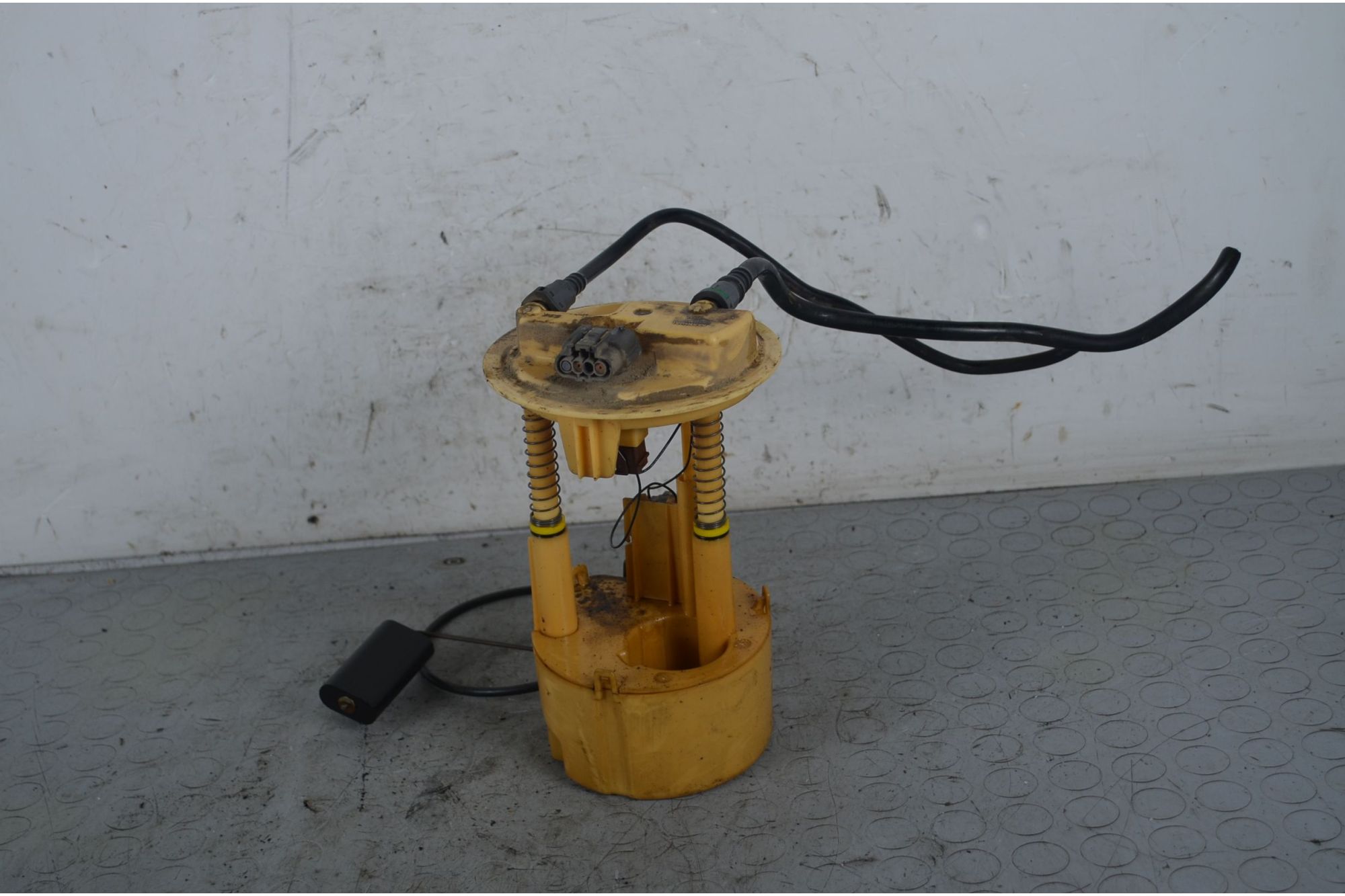 Pompa carburante gasolio Renault Modus Dal 2004 al 2008 Cod 8200195823  1734961782963