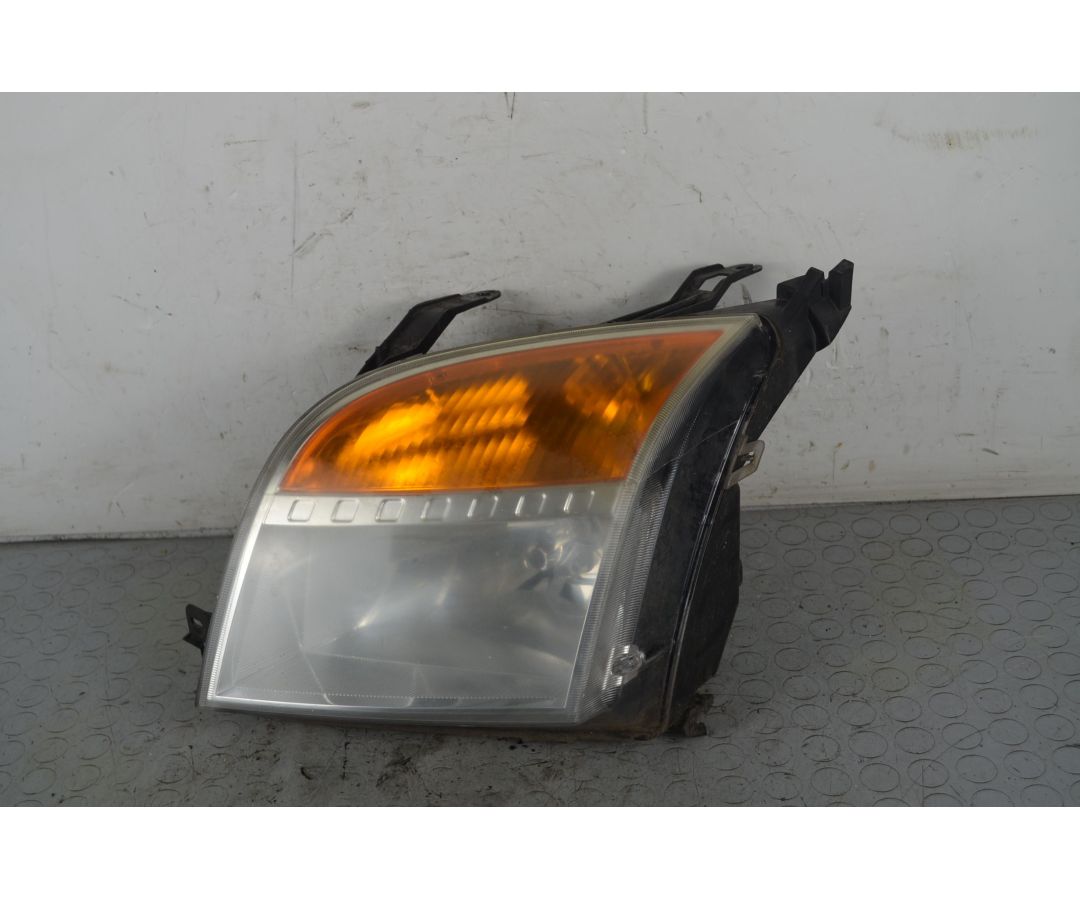 Faro fanale anteriore SX Ford Fusion Dal 2002 al 2012 Cod OE 1547725 1734964764898 Faro fanale anteriore SX Ford Fusion Dal 2002 al 2012 Cod OE 1547725 1734964764898