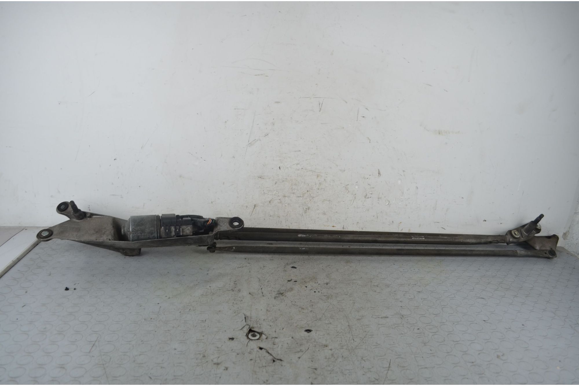 Motorino tergicristalli anteriore Renault Modus Dal 2004 al 2013 Cod 3397020635  1735028604211