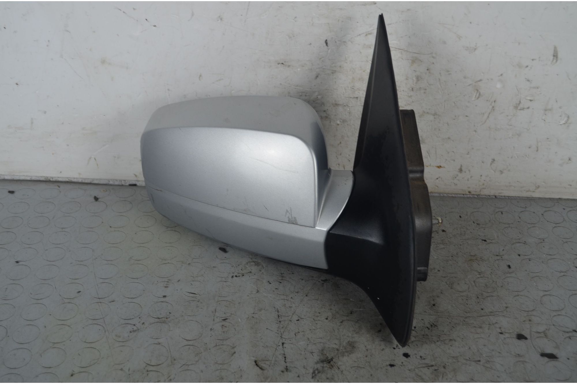 Specchietto retrovisore esterno DX Kia Sorento Dal 2002 al 2006 Cod 015754  1735039094698