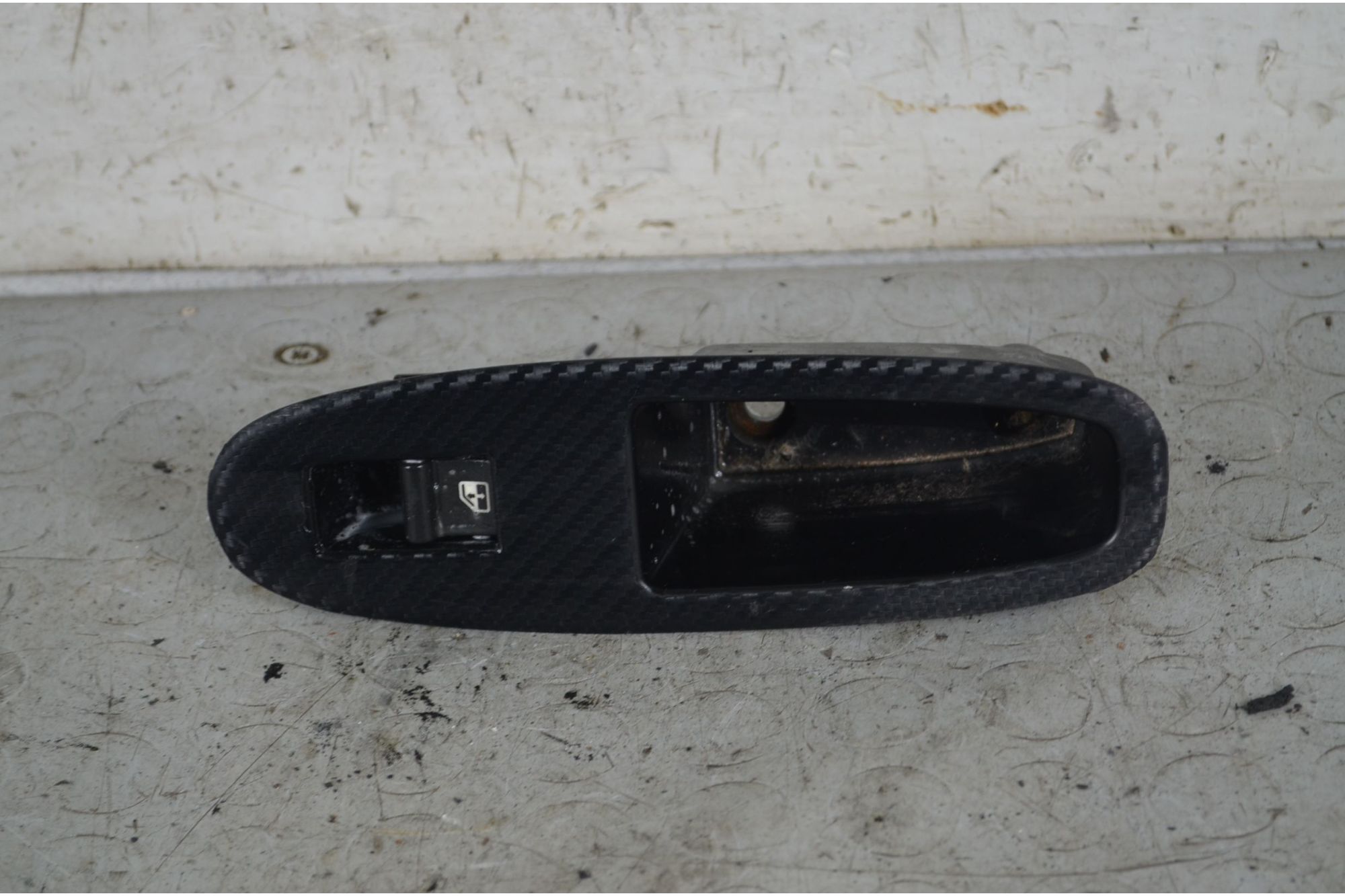Pulsantiera alzacristallo anteriore DX Alfa romeo 159 Dal 2005 al 2011 Cod 156079596  1735565589576