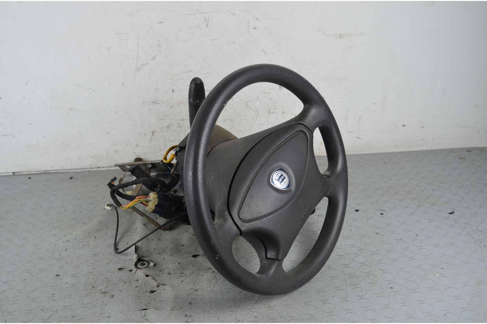Volante Completo + Piantone dello Sterzo Lancia Y  Dal 1995 al 2003 Cod 714016635  1735630753826