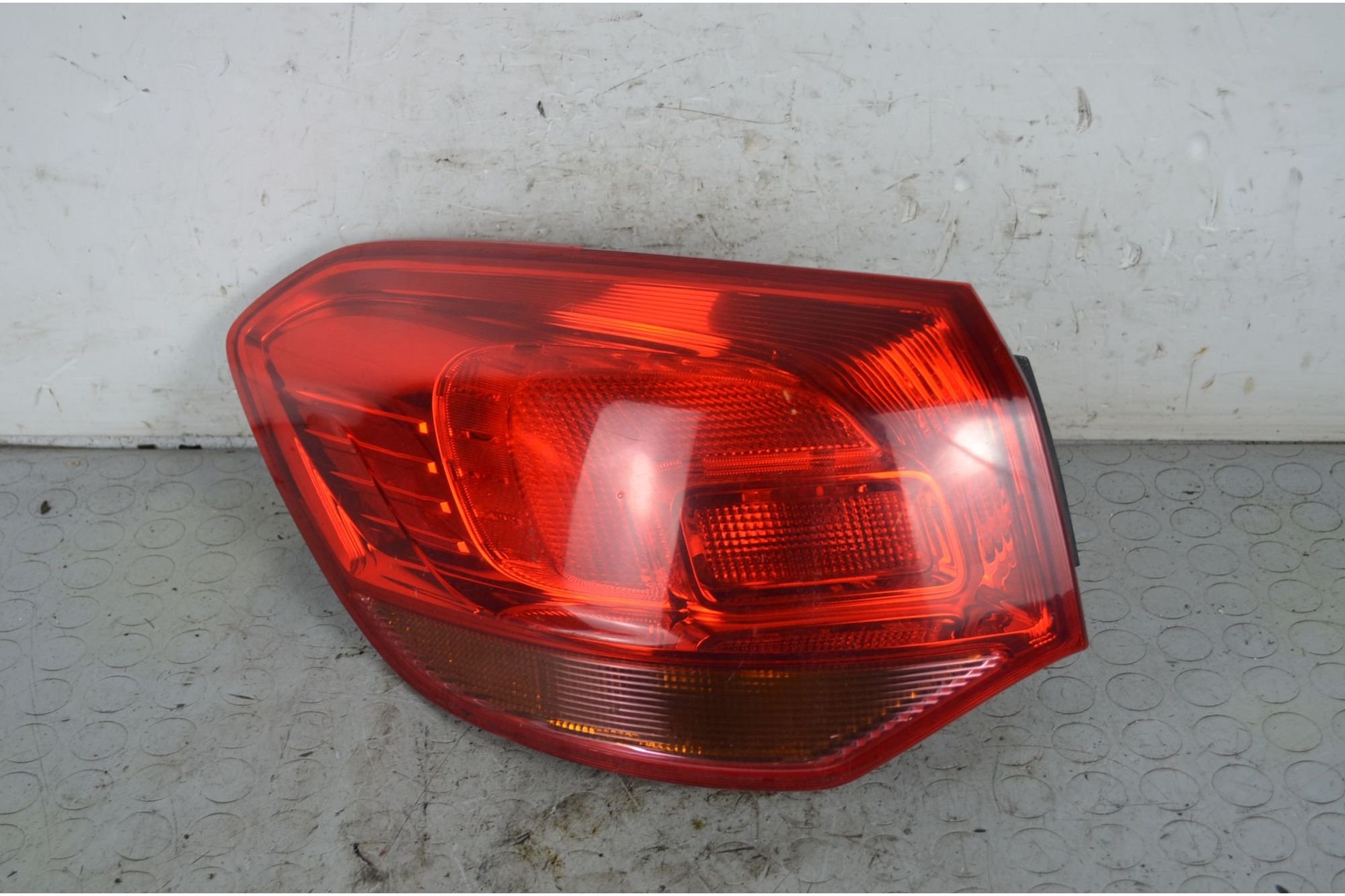 Fanale stop posteriore SX Opel Astra J SW Dal 2009 al 2018 Cod 13282243  1735807141814