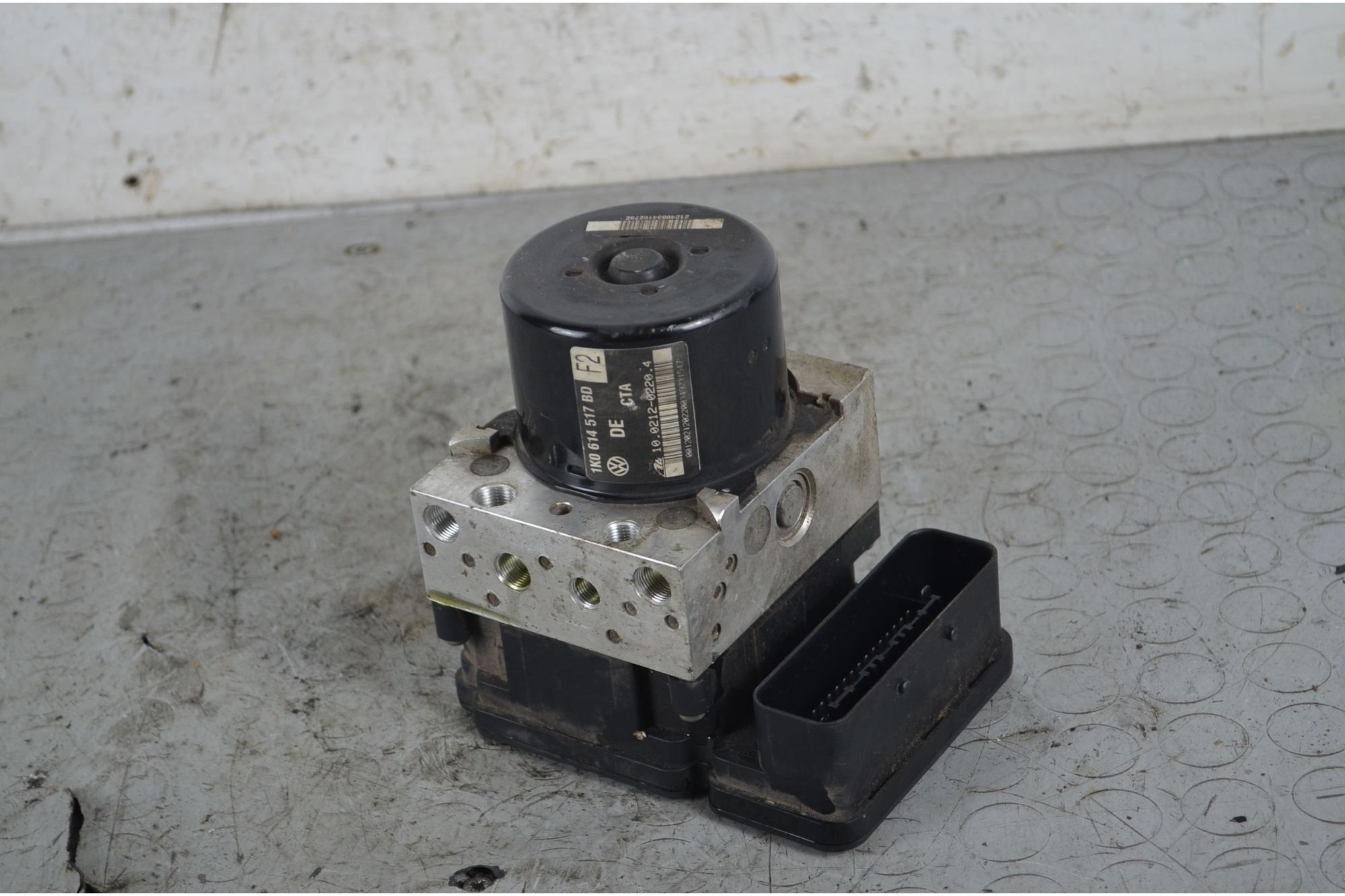 Pompa Modulo ABS Volkswagen Golf VI Dal 2008 al 2012 Cod 1K0614517BD  1735903546452