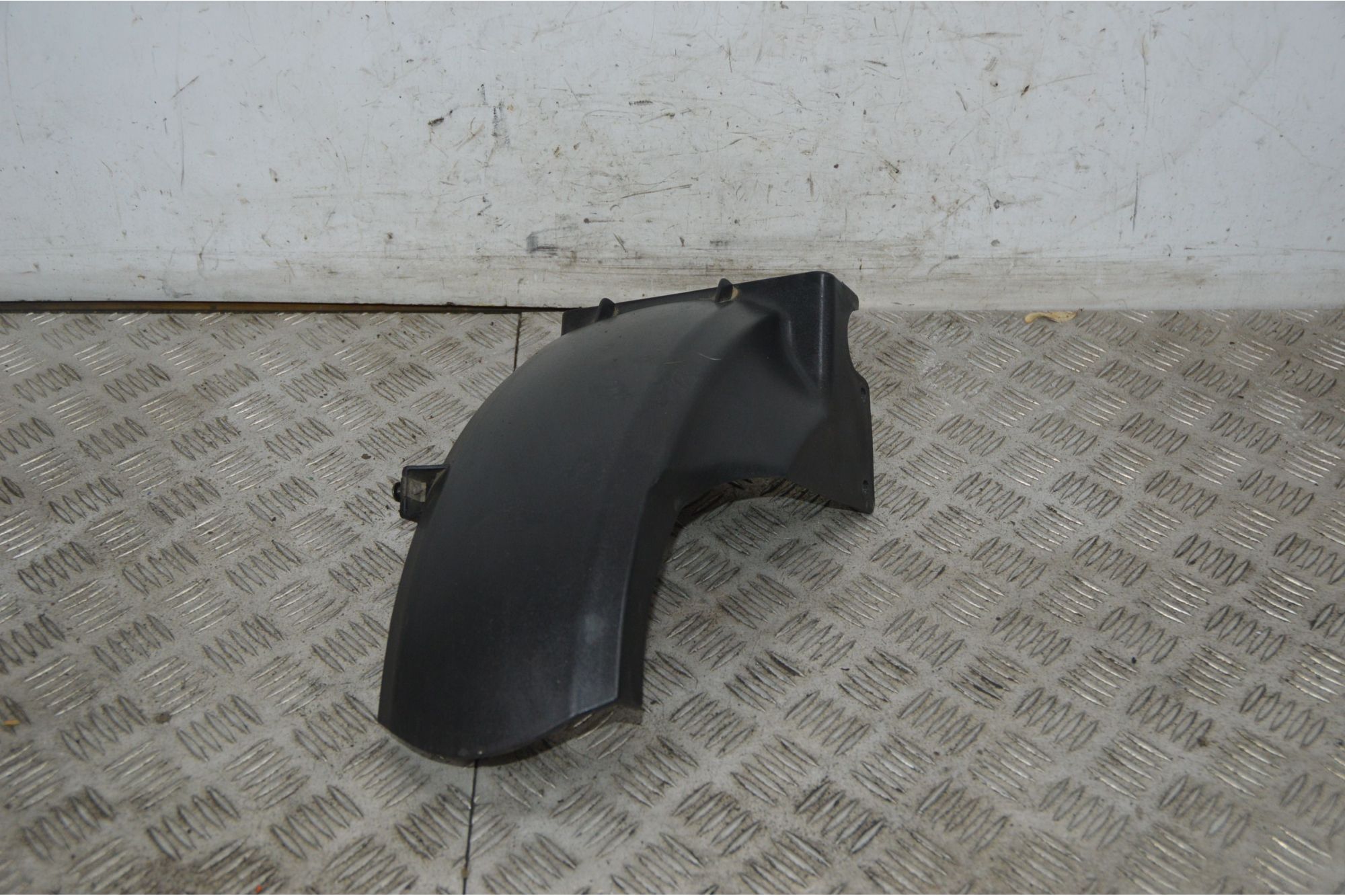 Carena Parafango posteriore Peugeot LXR 125 / 200 dal 2009 al 2014  1736347746033