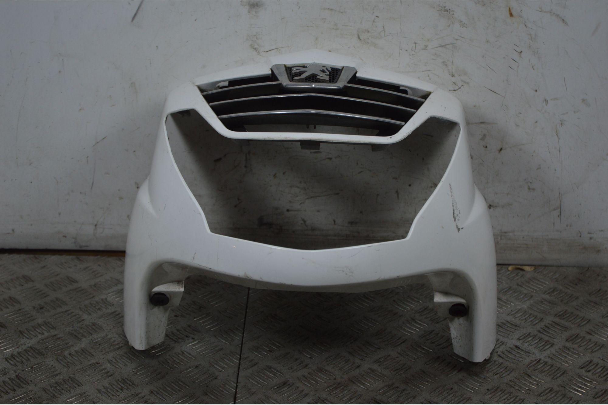 Carena Scudo Anteriore Peugeot LXR 125 / 200 dal 2009 al 2014  1736411604740