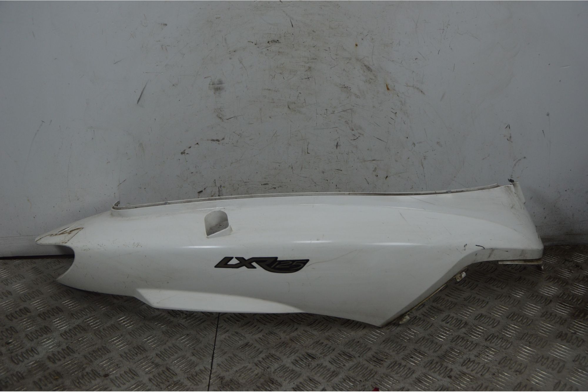 Carena Fianchetto Posteriore Destro Dx Peugeot LXR 125 / 200 dal 2009 al 2014  1736414805052