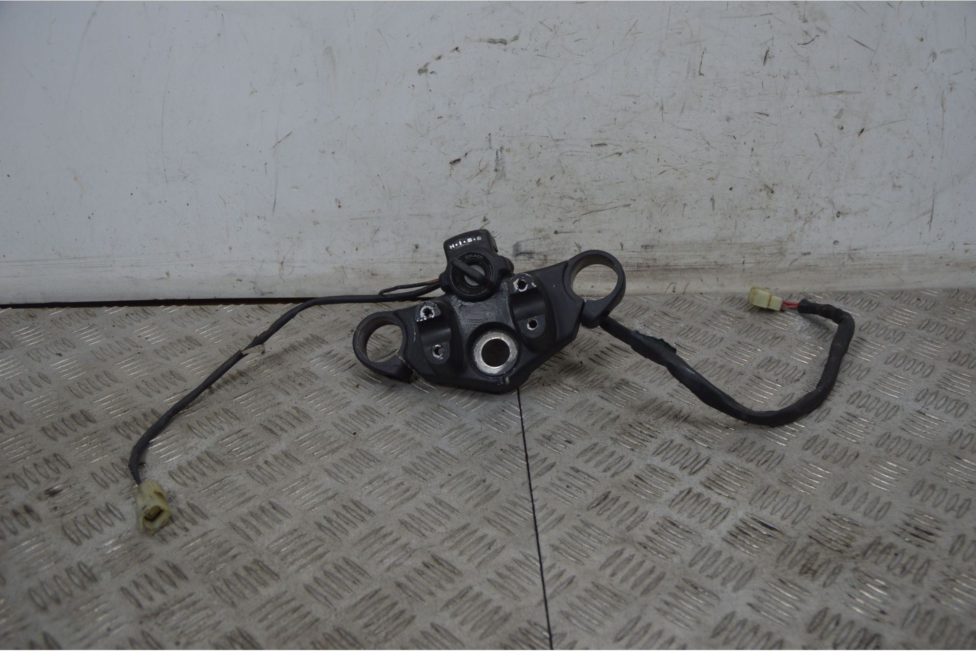 Piastra Superiore Con Blocchetto Chiave Honda Deauville 650 dal 1998 al 2005  1736423139469