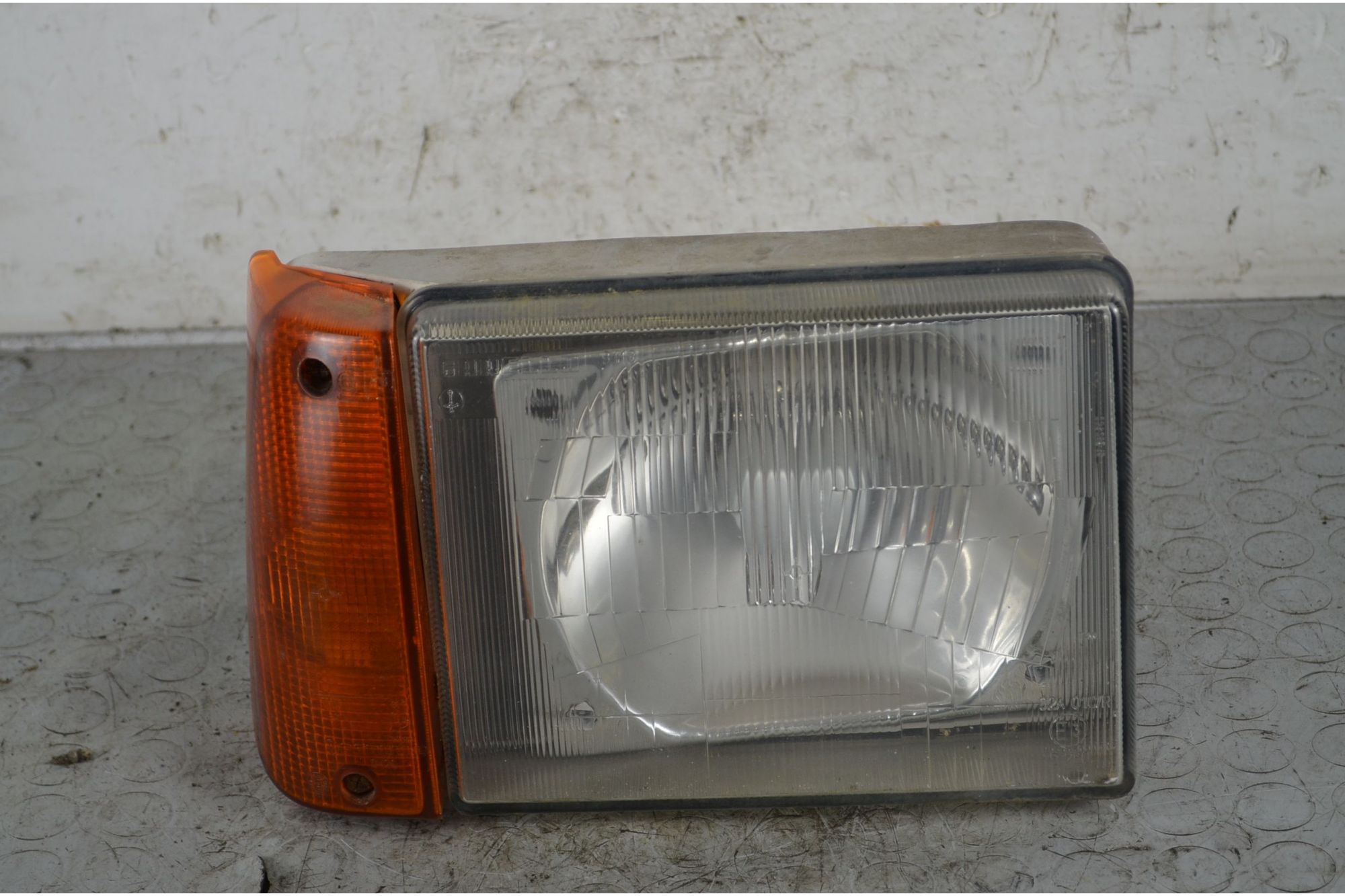 Faro fanale anteriore DX Fiat Panda 141 Dal 1986 al 2003 Cod oe 46421734  1736500047496